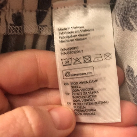 Feather print asymmetrical skirt - Picture 6 of 6